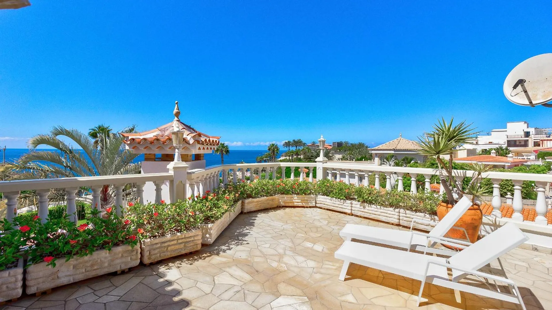 Luxury Villa El Duque Ocean View أذيخي