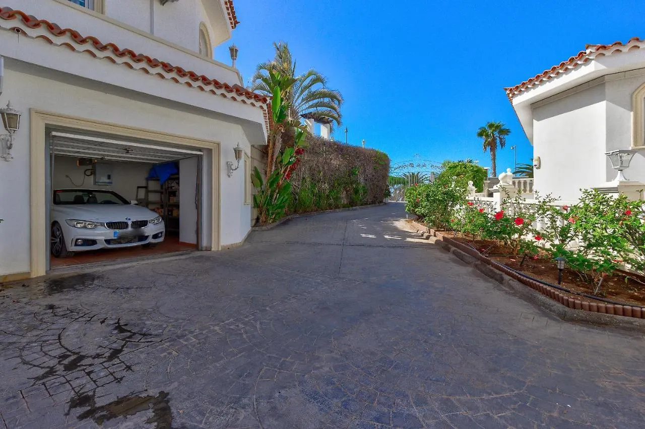 Luxury Villa El Duque Ocean View أذيخي إسبانيا